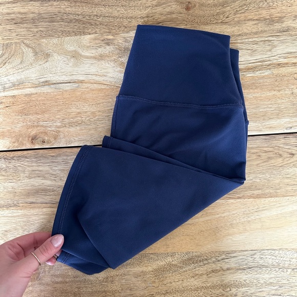 Alo High-Waist Biker Short, True navy, XS - Picture 2 of 6